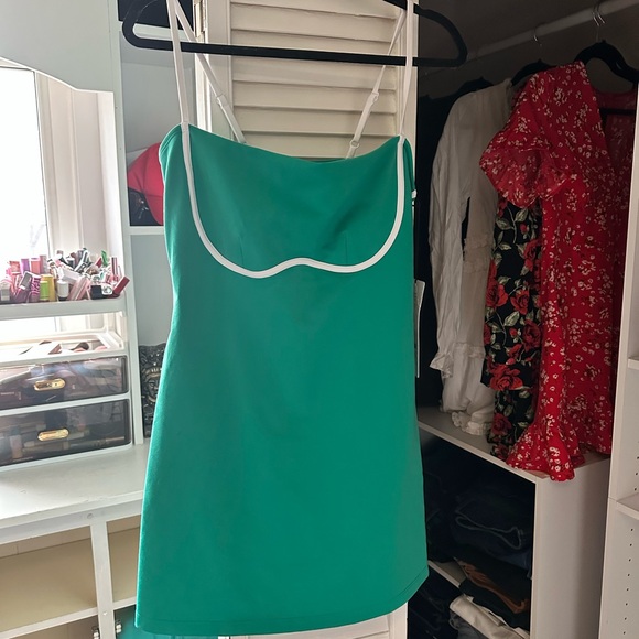 ALO Yoga Dresses & Skirts - ALO Yoga Streamlined Airbrush Dress